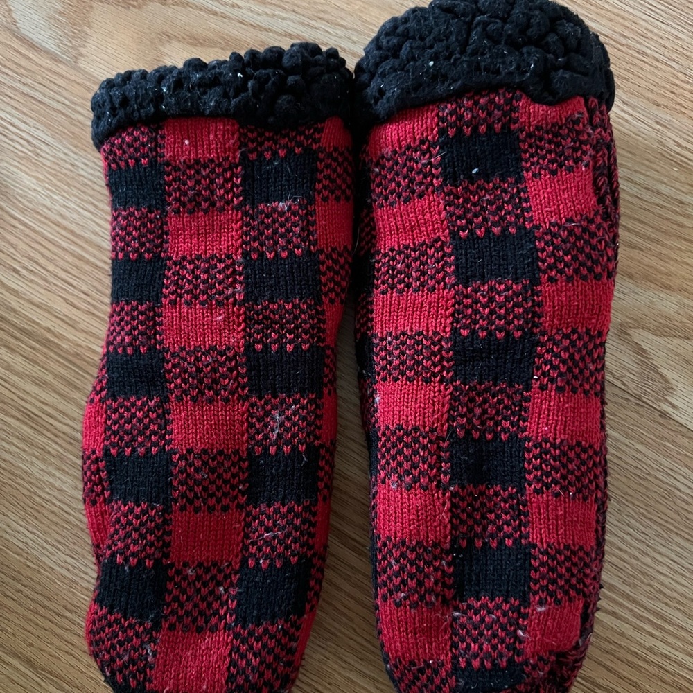FREE 🆓 with Any Two Purchases - Red and Black Checkered Slipper Socks